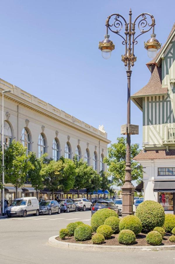 Castel Saint Clair - Trois Pieces - Deauville Centre Eksteriør billede